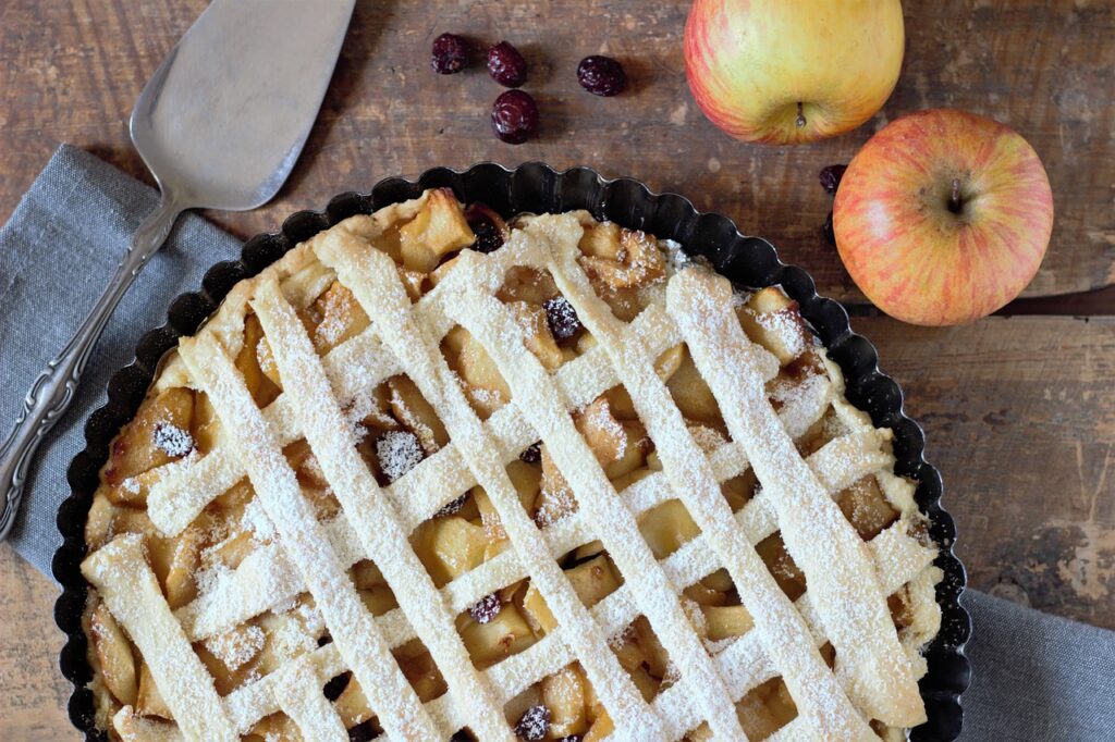 Can Dogs Eat Apples? Common Mistakes to Avoid
