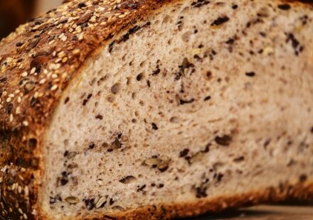Can Dogs Eat Sesame Seeds? Safe Feeding Guide and Risks